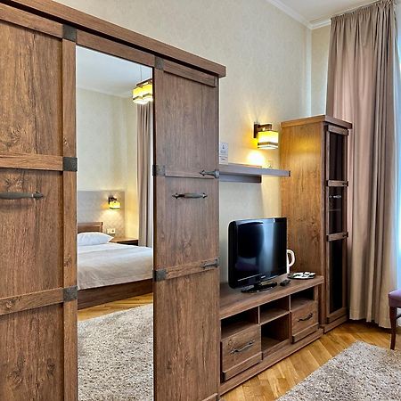 Hotel Star Mukatsjeve Eksteriør bilde