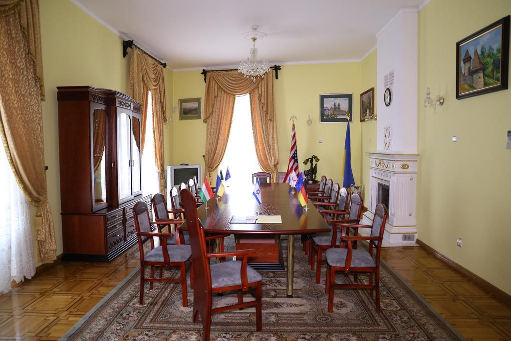 Hotel Star Mukatsjeve Rom bilde