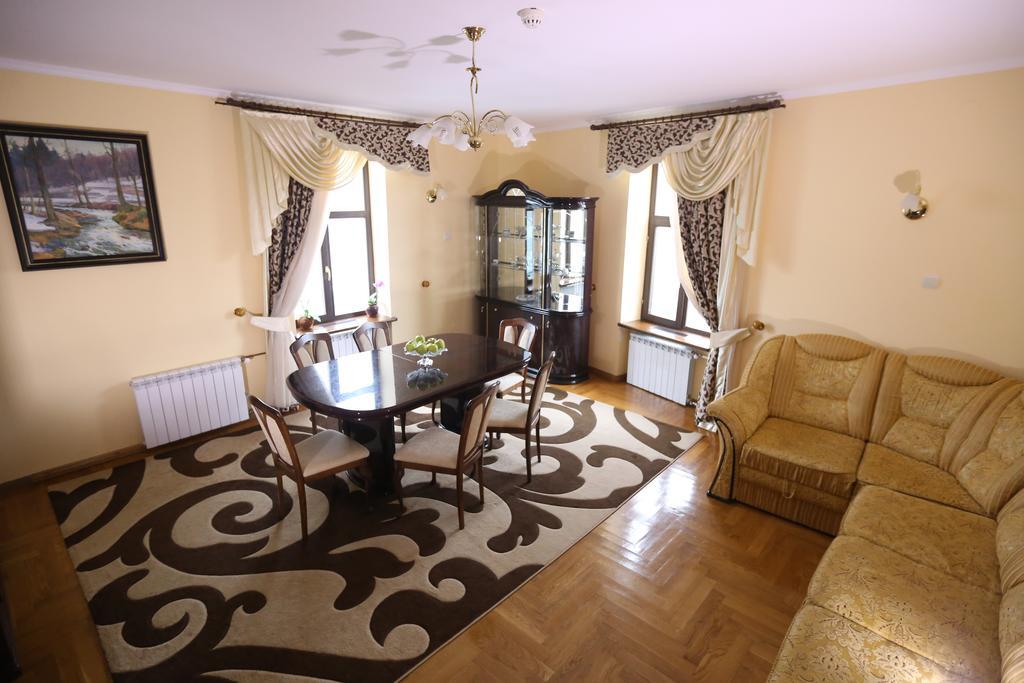 Hotel Star Mukatsjeve Rom bilde