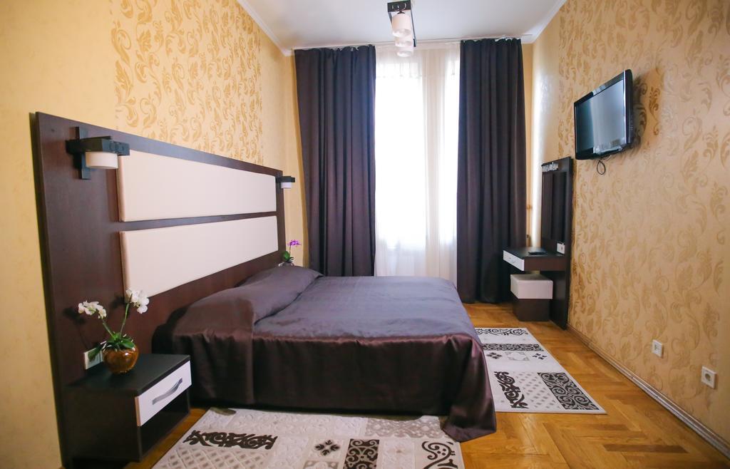 Hotel Star Mukatsjeve Eksteriør bilde